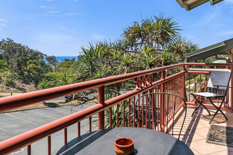 16 Point Lookout Beach Resort - Accommodation Nelson Bay 0