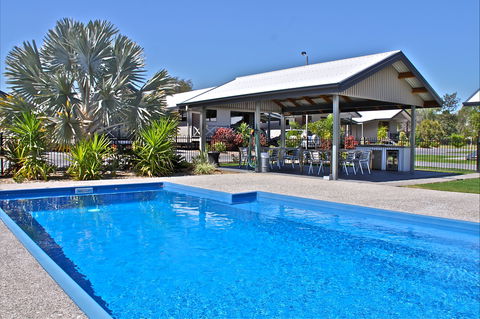 Barcaldine Country Motor Inn - Accommodation Nelson Bay 1