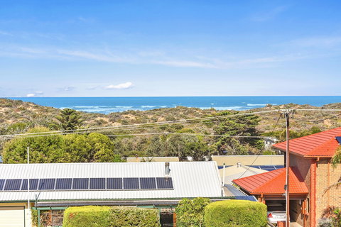 Breezes - Underwood Avenue Goolwa Beach - Accommodation Nelson Bay 1