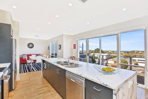 Breezes - Underwood Avenue Goolwa Beach - Accommodation Nelson Bay 2