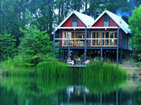 Cloudlake Mountain Retreat - Accommodation Nelson Bay 0