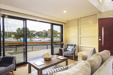 Coastal Pods Wynyard - Accommodation Nelson Bay 2