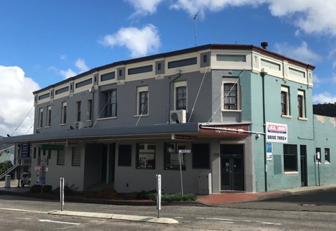 Commercial Hotel Motel Lithgow - Accommodation Nelson Bay 1