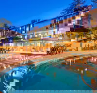 Cottesloe Beach Chalets - Accommodation Nelson Bay