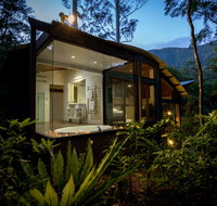 Crystal Creek Rainforest Retreat - Accommodation Nelson Bay