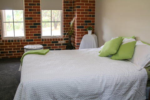 Downunder Farmstays - Accommodation Nelson Bay 0