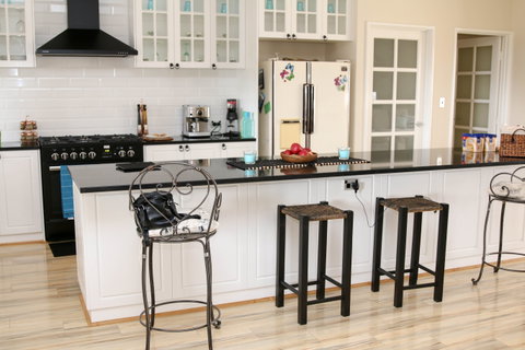 Downunder Farmstays - Accommodation Nelson Bay 1