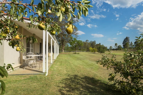 Hillcrest House - Accommodation Nelson Bay 0