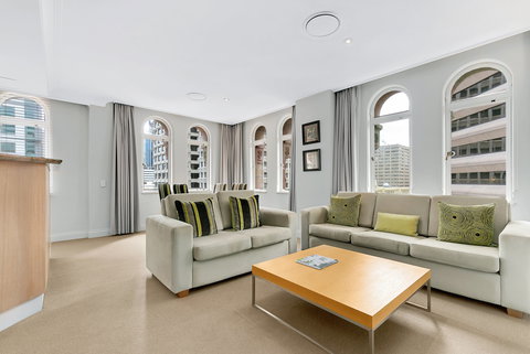 Manor Apartment Hotel - Accommodation Nelson Bay 2