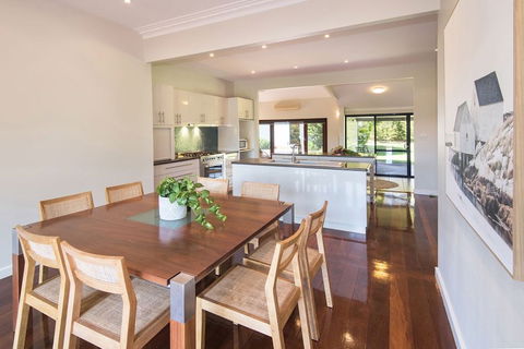 Margaret River Manor - Accommodation Nelson Bay 2