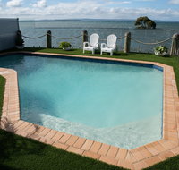 Moreton Bay Beach Lodge - Nelson Bay Accommodation.com