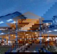 Port Lincoln Marina Luxury Escape - Accommodation Nelson Bay