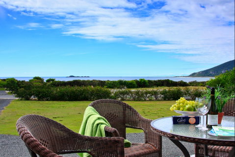 Sisters Beach Retreat - Accommodation Nelson Bay 0