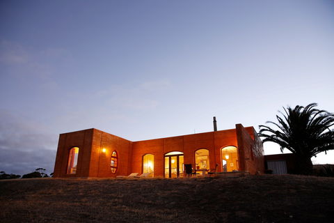 Sky House LifeTime Private Retreats - Accommodation Nelson Bay 0