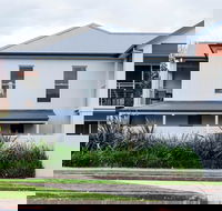 Stay Bathurst - Accommodation Nelson Bay