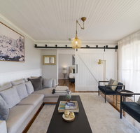 Stargazers Luxury Cottage - Accommodation Nelson Bay