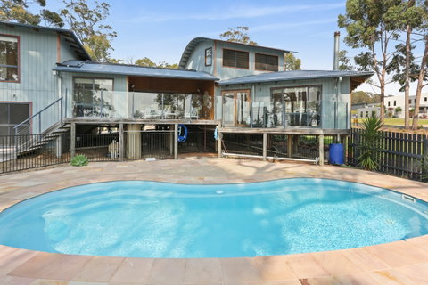 Tura Tree House - Accommodation Nelson Bay 1