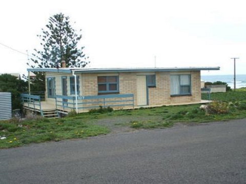 Turners - Accommodation Nelson Bay 0