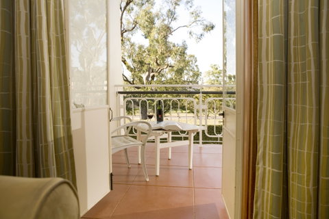 University House - Accommodation Nelson Bay 1