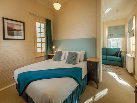Yarrangobilly Caves House: Guest Rooms - Accommodation Nelson Bay 1