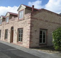 54 on Bank - Accommodation Nelson Bay