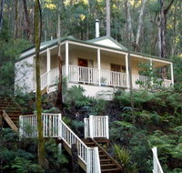 Myers Creek Cascades Luxury Cottages - Accommodation Nelson Bay