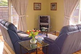 King Tide Townhouse - Accommodation Nelson Bay 1