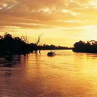 Matahari Houseboats - Accommodation Nelson Bay 4