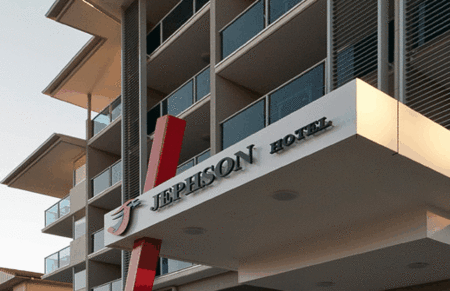 The Jephson Hotel - Accommodation Nelson Bay 1