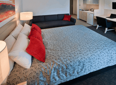 The Jephson Hotel - Accommodation Nelson Bay 3