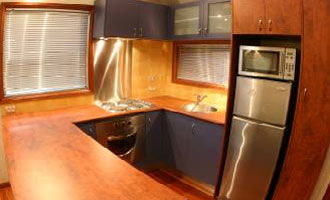 Aireys Overboard Seaside Cottage - Accommodation Nelson Bay 2