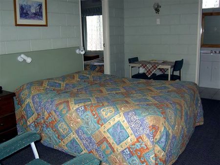 Daylesford Central Motor Inn - Accommodation Nelson Bay 0