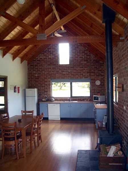 Prom Coast Holiday Lodge - Accommodation Nelson Bay 3