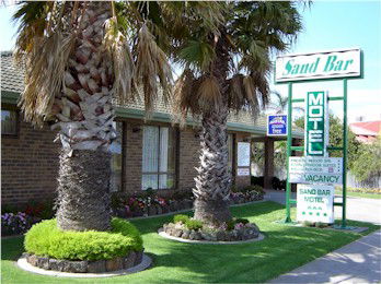 Sand Bar Motel Lakes Entrance - Accommodation Nelson Bay 0