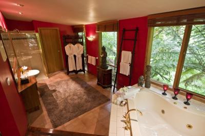 Linden Gardens Rainforest Retreat - Accommodation Nelson Bay 1