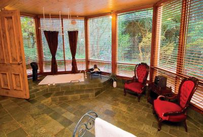 Linden Gardens Rainforest Retreat - Accommodation Nelson Bay 3