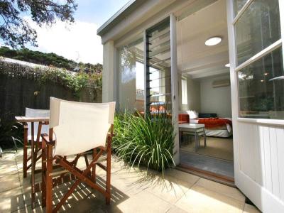Oceanic Apartments - Accommodation Nelson Bay 5