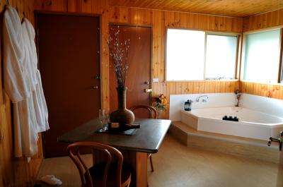 Venus Bay Getaways - Accommodation Nelson Bay 4