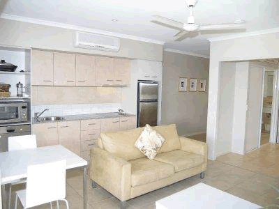 Sea Point On Trinity Beach - Accommodation Nelson Bay 4