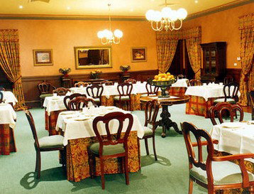 Clifton Lodge - Accommodation Nelson Bay 4