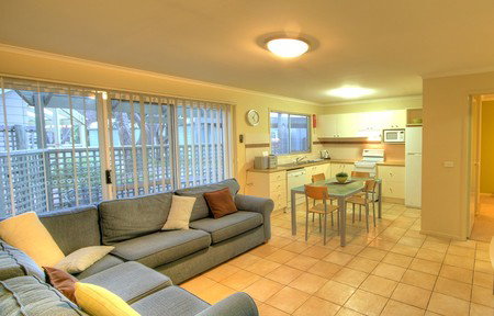BIG4 Whiters Holiday Village - Accommodation Nelson Bay 3