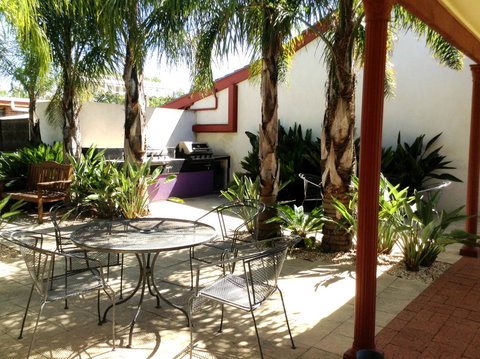 Bendigo Lakeview Motor Inn - Accommodation Nelson Bay 3