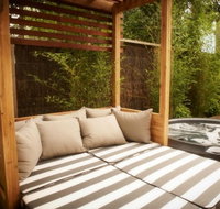 Lake House - Accommodation Nelson Bay