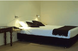 Beachfront Family Resort - Accommodation Nelson Bay 2