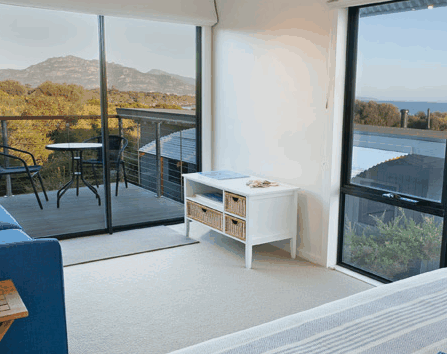 Hazards Hideaway - Accommodation Nelson Bay 2
