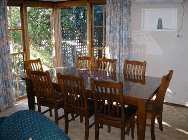 Mansfield House - Accommodation Nelson Bay 3