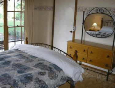 Mansfield House - Accommodation Nelson Bay 5