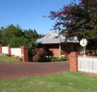 Karri Rose B  B - Accommodation Nelson Bay