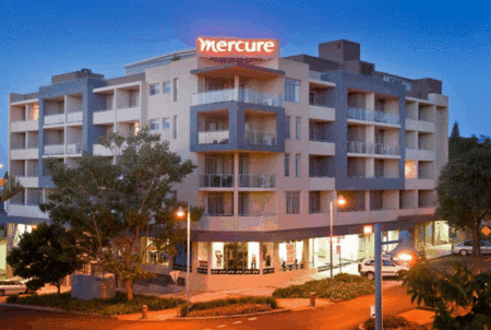 Mercure Centro Hotel - Accommodation Nelson Bay