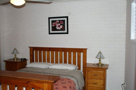 Bargara Beachfront Holiday Apartments - Accommodation Nelson Bay 2